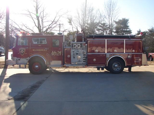 Engine 1621 - 1990 Mack/Grumman Pumper